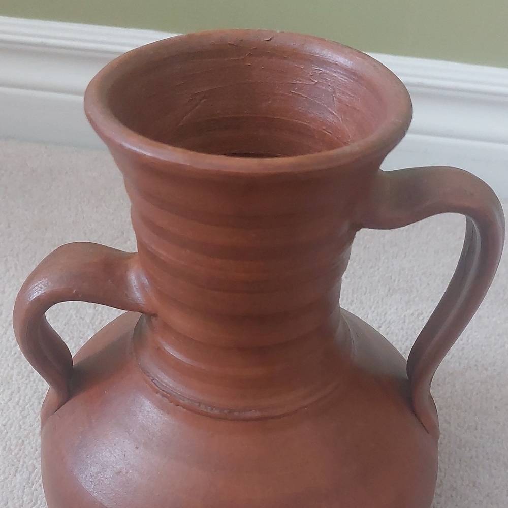 Vintage, Terracotta Brown Vase. Made in Portugal - Picture 2 of 4